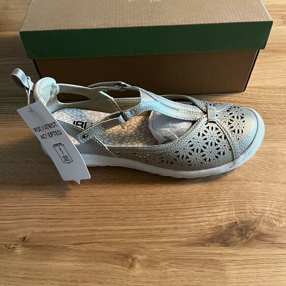 Women's JBU by jambu daffodil sneaker sandal 7.5  cream shimmer Comfort Classic - Picture 9 of 10